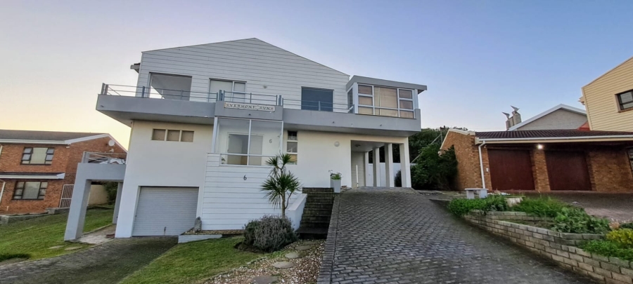 5 Bedroom Property for Sale in Vermont Western Cape